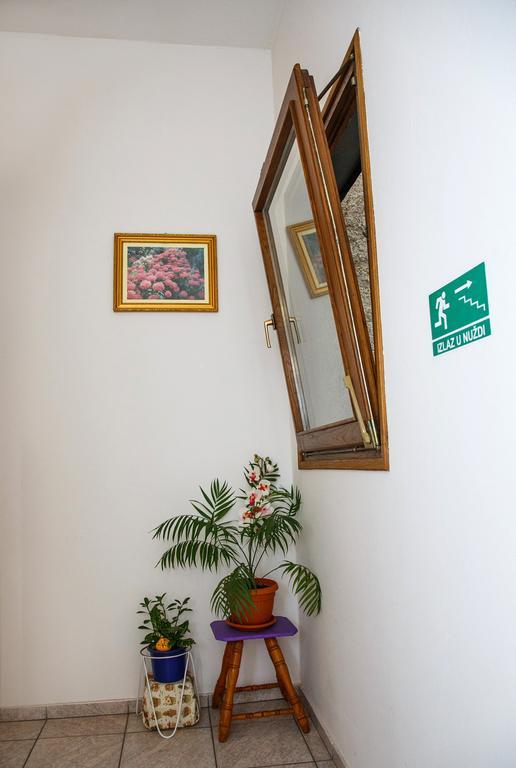 Apartment Ferk Загреб Экстерьер фото