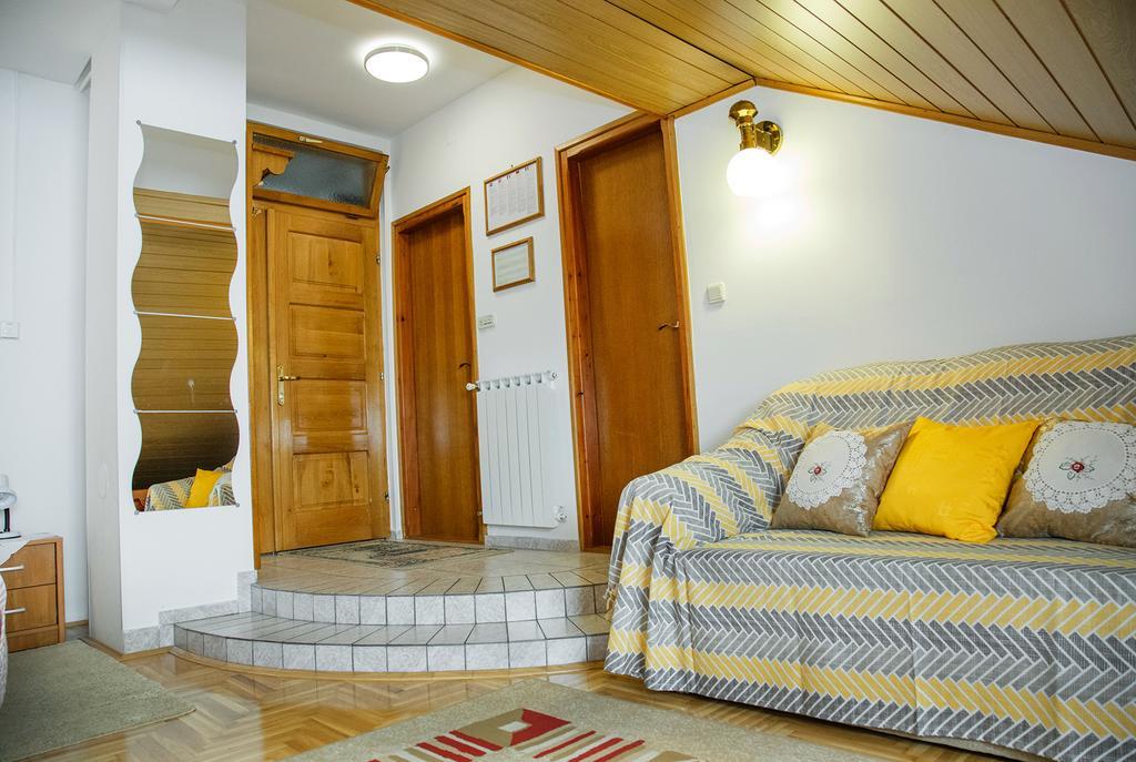 Apartment Ferk Загреб Экстерьер фото